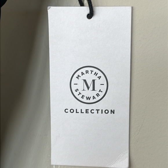 Brand New Martha Stewart Black Shaping Slimming Swimsuit One-Piece UPF 50 - Picture 4 of 15